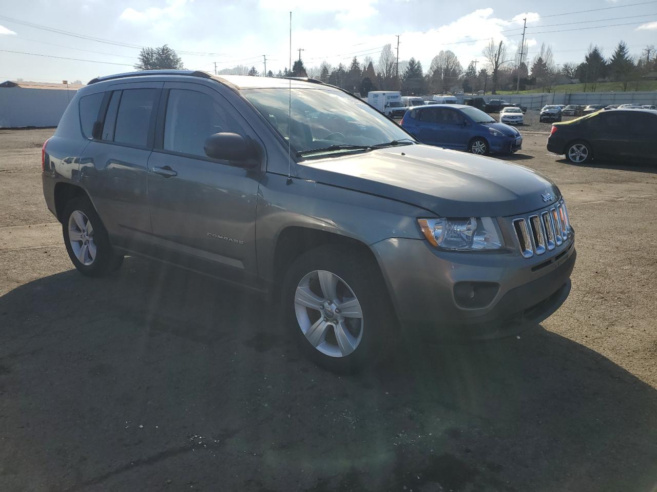 2013 Jeep Compass VIN 1C4NJDBB4DD212214 Copart auction photo, mechanical / normal wear damage thumbnail 4