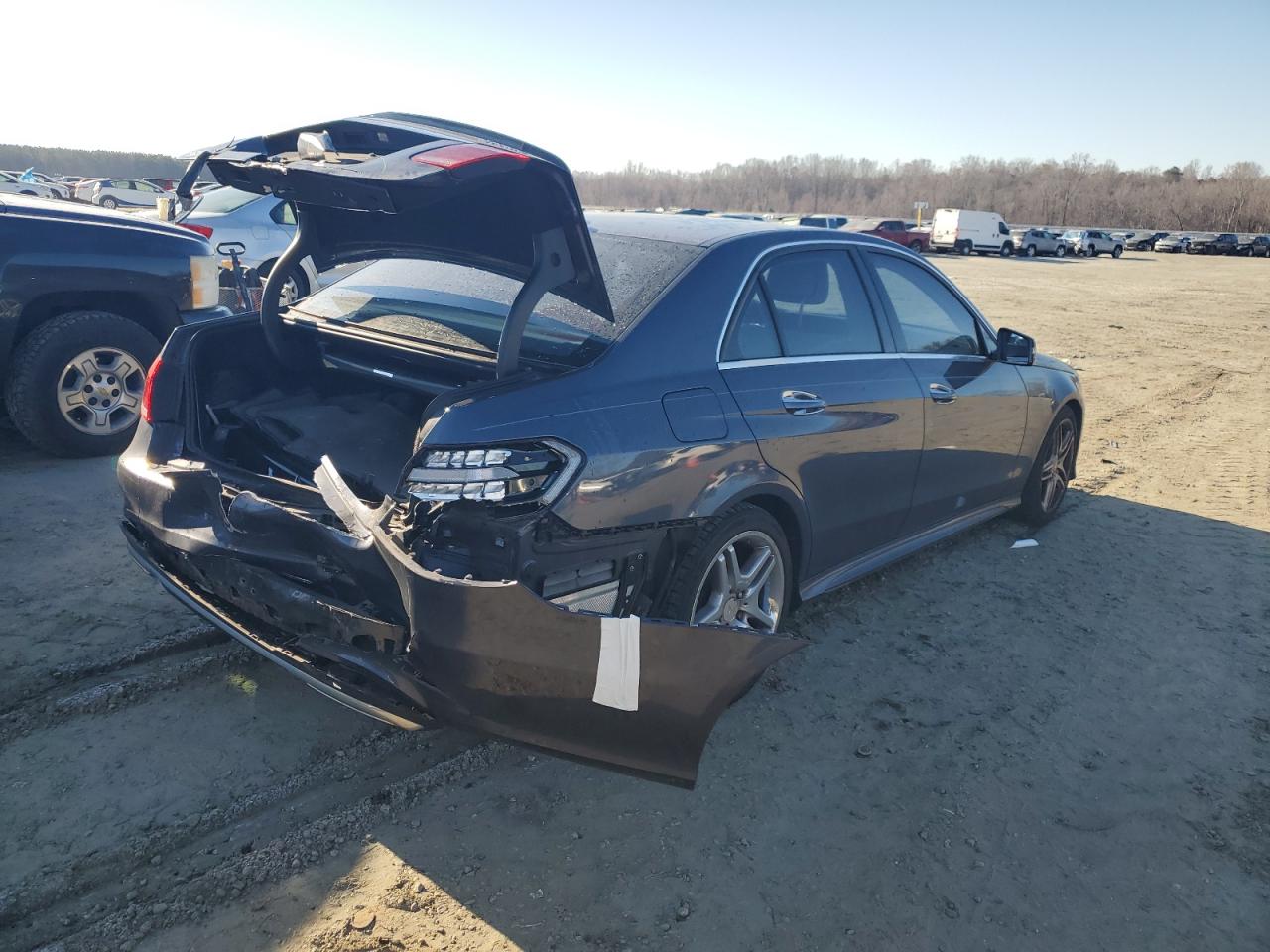 2014 Mercedes-Benz E-klasse VIN WDDHF8JB7EA871341 Copart auction photo, rear end damage thumbnail 3