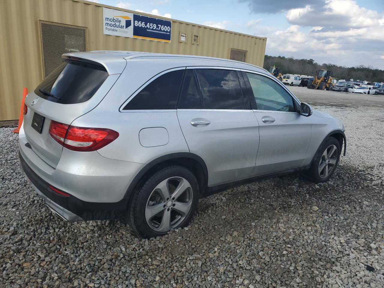 2016 Mercedes-Benz GLC VIN WDC0G4JB5GF009085 Copart auction photo, front end damage thumbnail 3