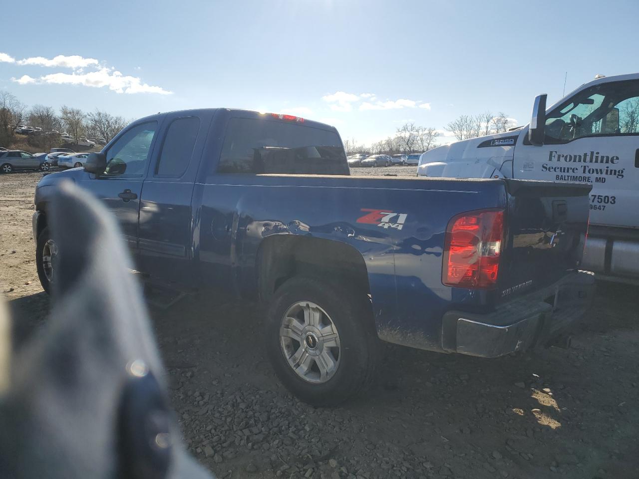 2013 Chevrolet Silverado VIN 1GCRKSE76DZ205276 Copart auction photo, minor dent/scratches / undercarriage damage thumbnail 2