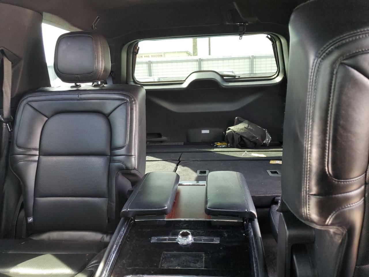 2020 Lincoln Navigator VIN 5LMJJ2LT1LEL00178 Copart auction photo, water/flood damage thumbnail 10