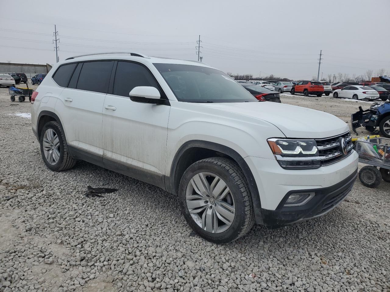 2019 Volkswagen Atlas VIN 1V2MR2CA5KC527457 Copart auction photo, side / rear end damage thumbnail 4