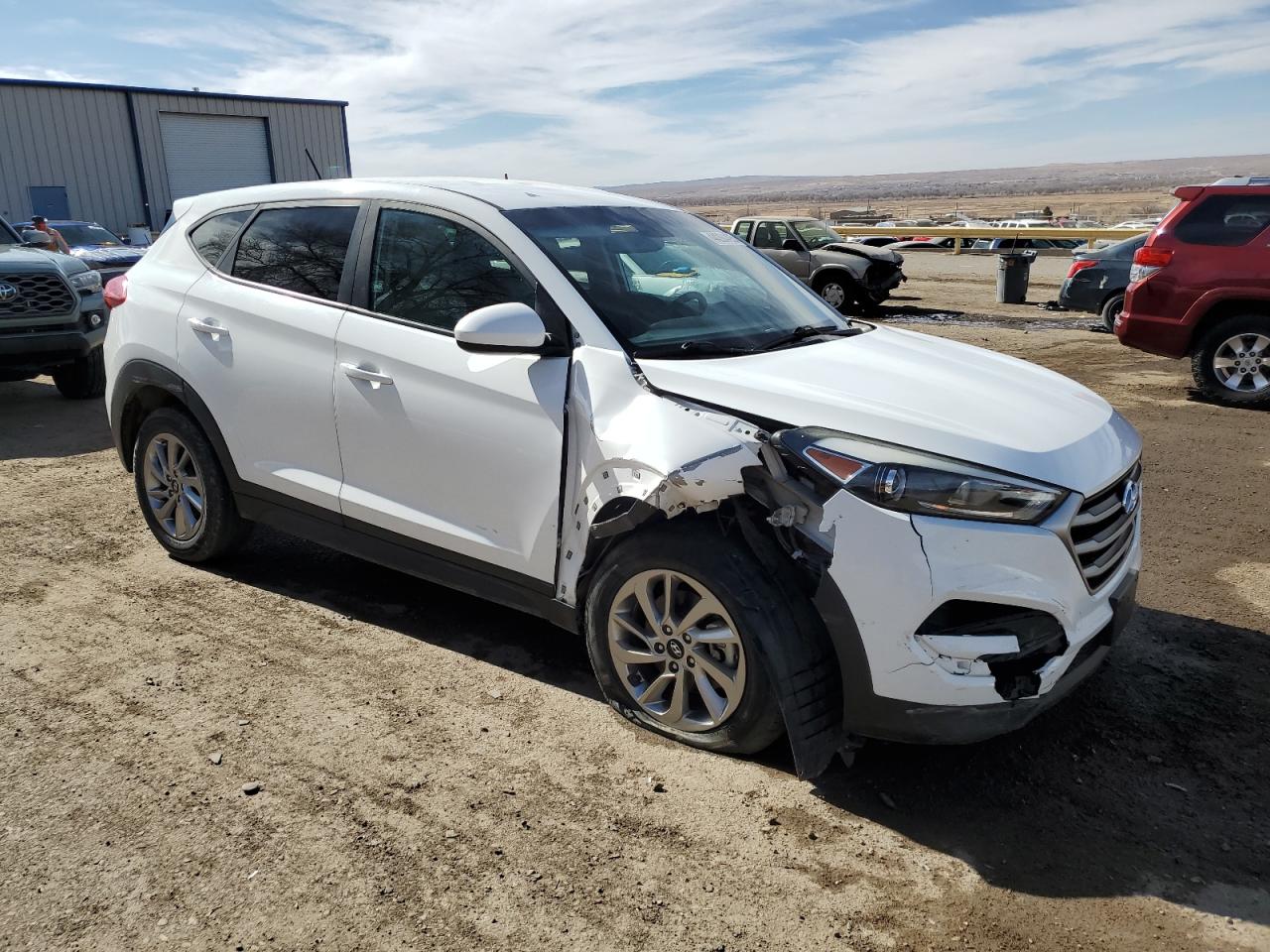 2017 Hyundai Tucson VIN KM8J23A43HU515804 Copart auction photo, front end damage thumbnail 4