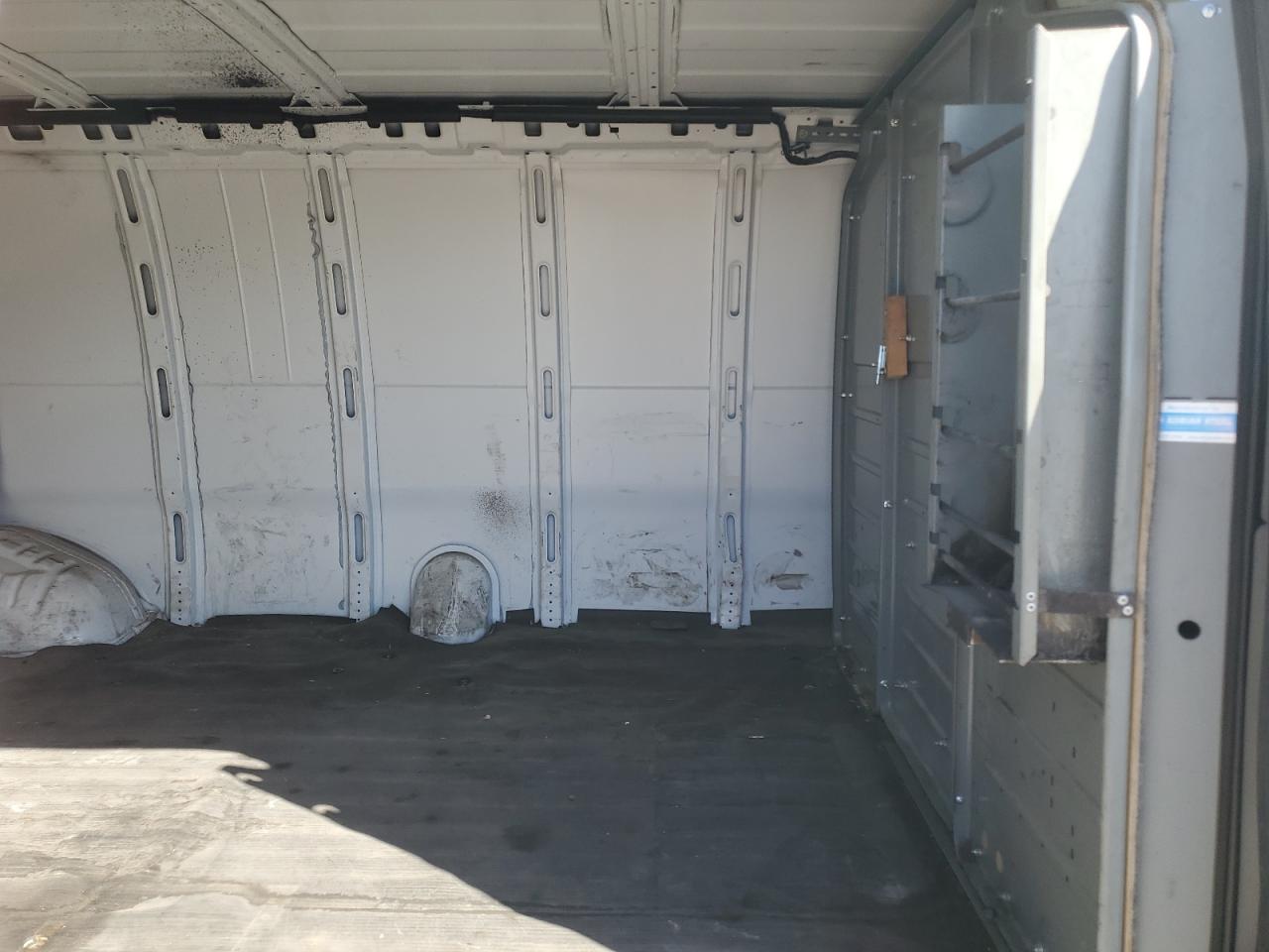 2013 Chevrolet Express VIN 1GCZGUCL0D1110658 Copart auction photo, minor dent/scratches damage thumbnail 11