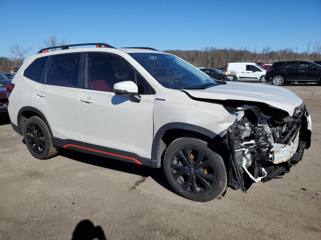 2021 Subaru Forester VIN JF2SKARC5MH575435 Copart auction photo, front end / minor dent/scratches damage thumbnail 4