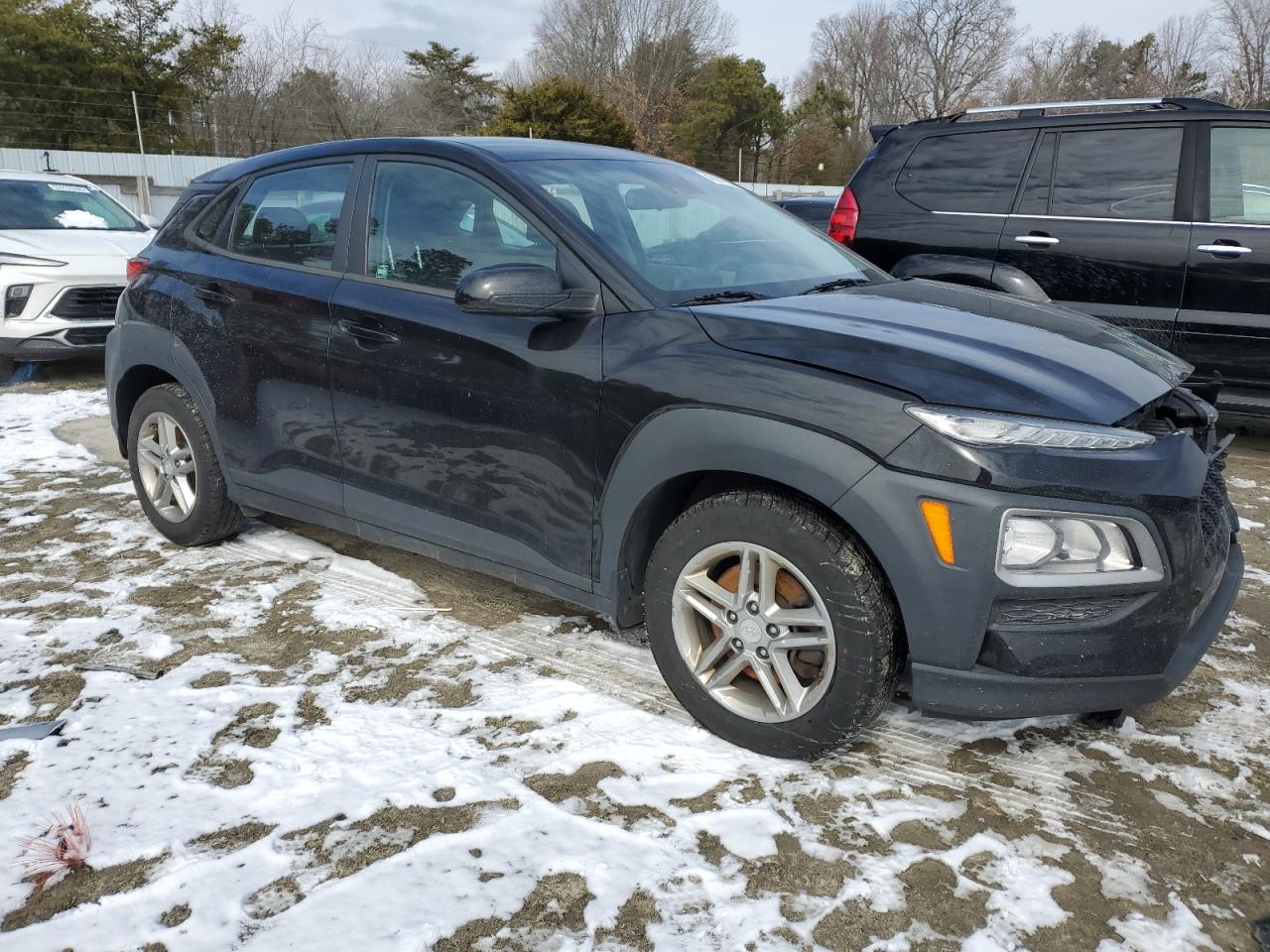 2019 Hyundai Kona VIN KM8K1CAA5KU370592 Copart auction photo, front end / minor dent/scratches damage thumbnail 4