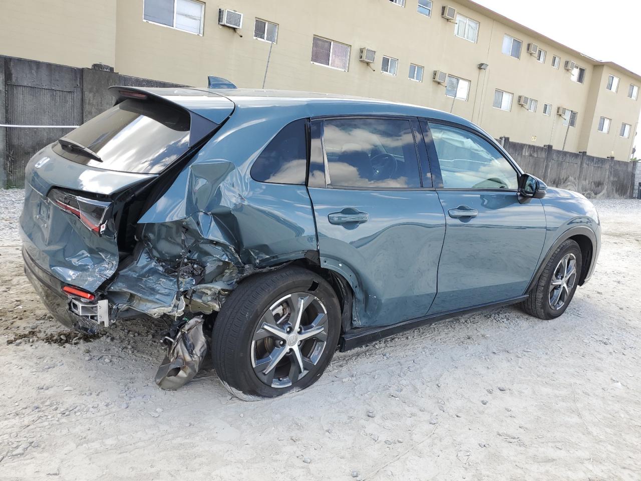 2024 Honda HR-V VIN 3CZRZ1H74RM719616 Copart auction photo, rear end / side damage thumbnail 3