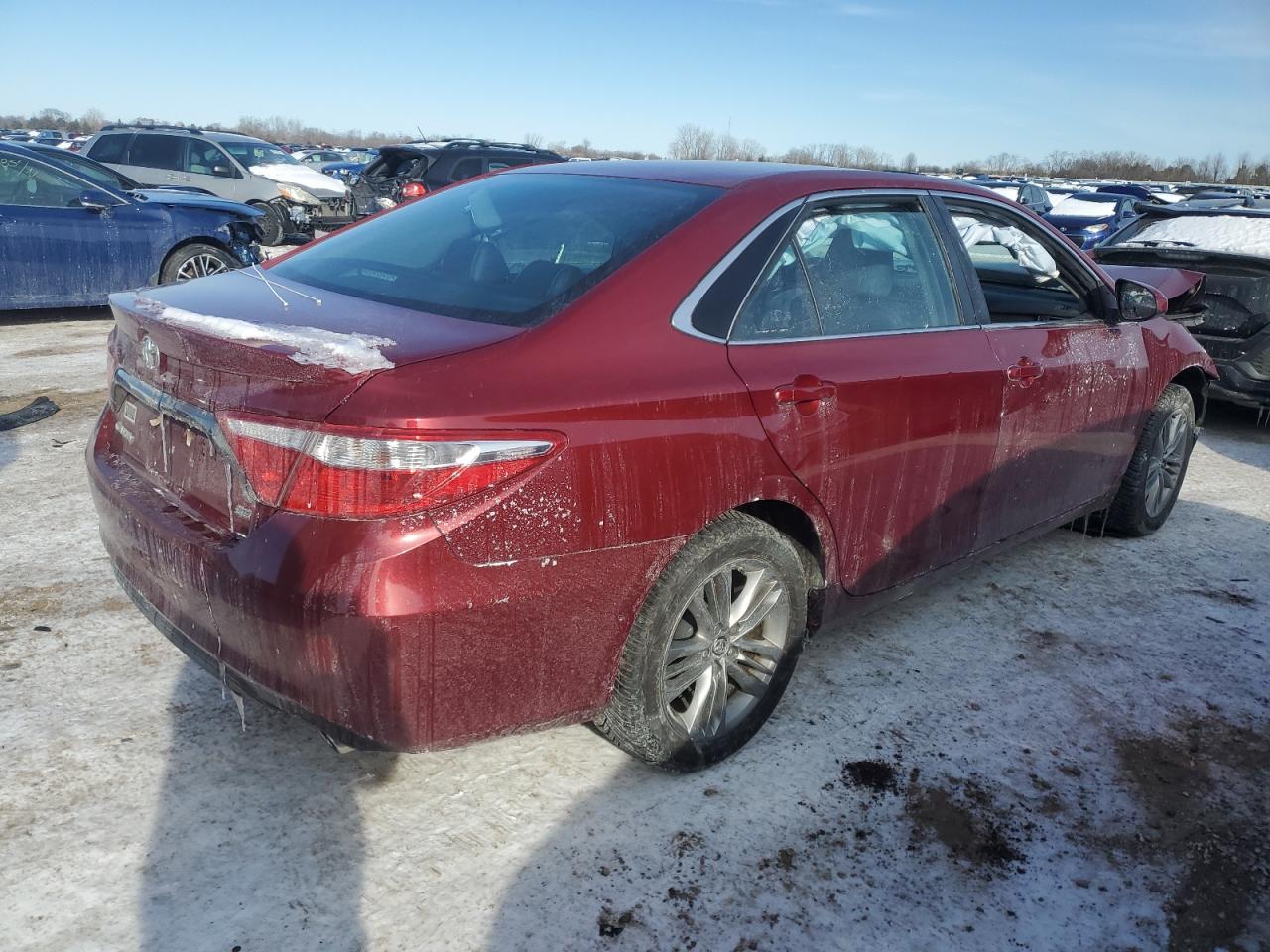 2016 Toyota Camry VIN 4T1BF1FK2GU589914 Copart auction photo, front end / normal wear damage thumbnail 3