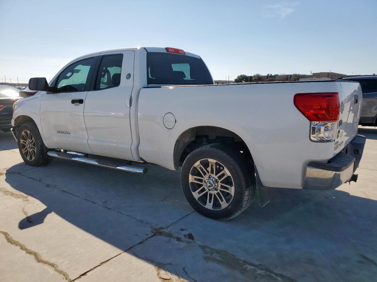 2013 Toyota Tundra VIN 5TFRM5F18DX054295 Copart auction photo, front end damage thumbnail 2