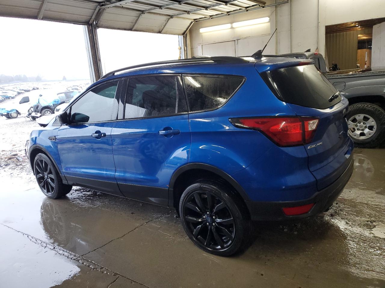 2019 Ford Escape VIN 1FMCU9GD1KUA50122 Copart auction photo, front end / minor dent/scratches damage thumbnail 2