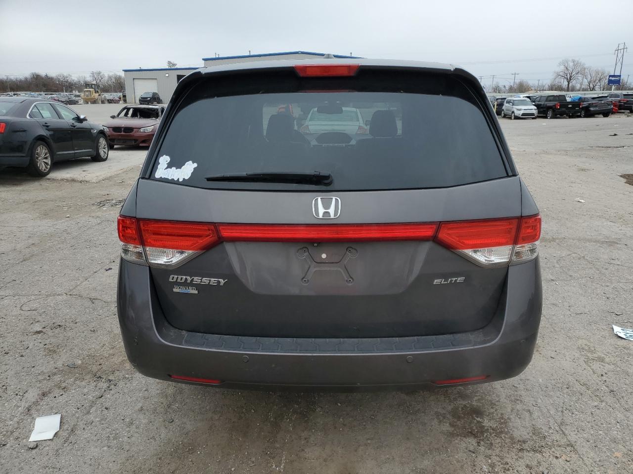 2015 Honda Odyssey VIN 5FNRL5H92FB058135 Copart auction photo, front end / minor dent/scratches damage thumbnail 6