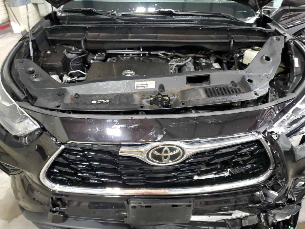 2021 Toyota Highlander VIN 5TDDZRBH1MS106488 Copart auction photo, front end damage thumbnail 14