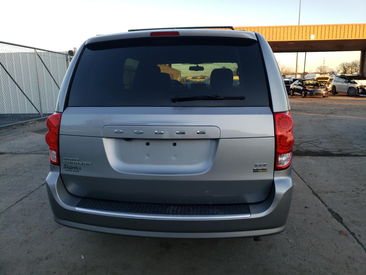 2017 Dodge Caravan VIN 2C4RDGEG5HR842277 Copart auction photo, front end / side damage thumbnail 6