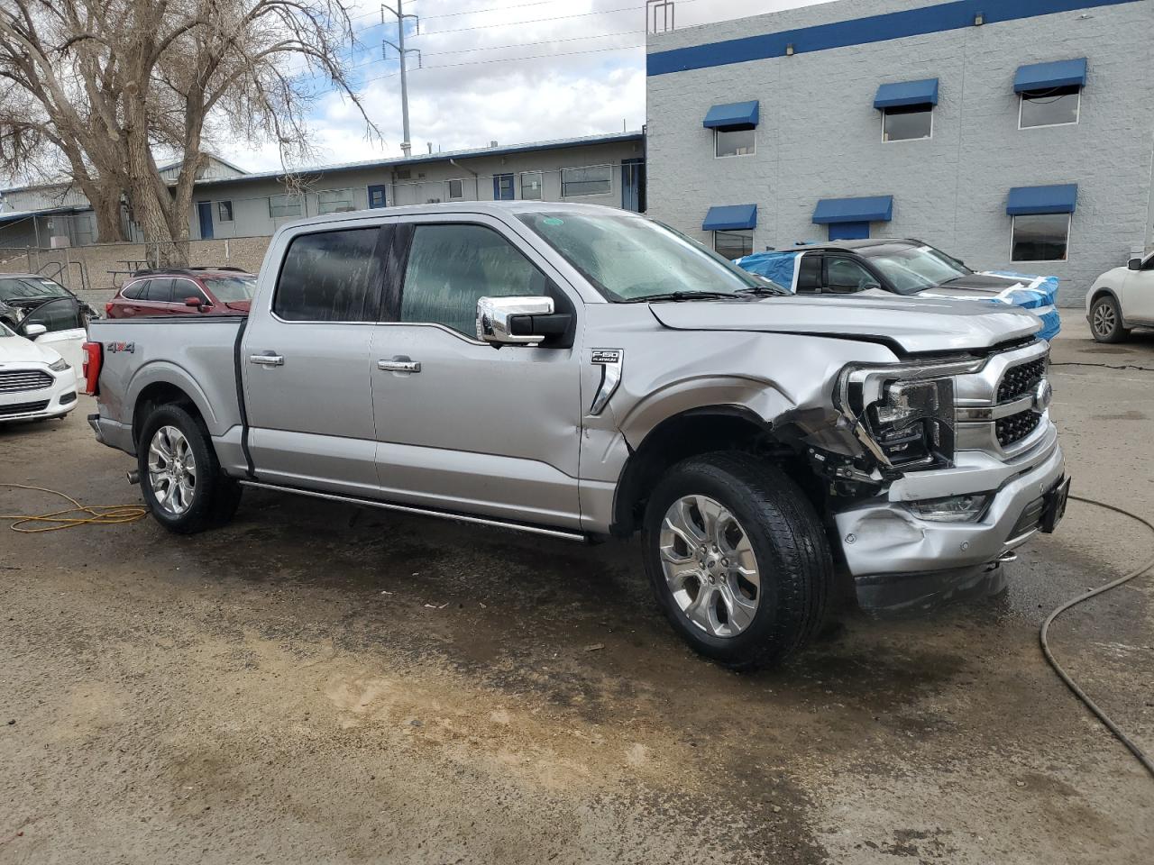 2023 Ford F-150 VIN 1FTFW1E50PFC07580 Copart auction photo, front end / rear end damage thumbnail 4