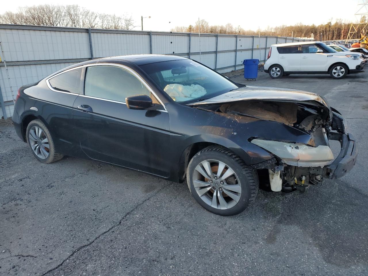 2009 Honda Accord VIN 1HGCS12709A015310 Copart auction photo, front end damage thumbnail 4