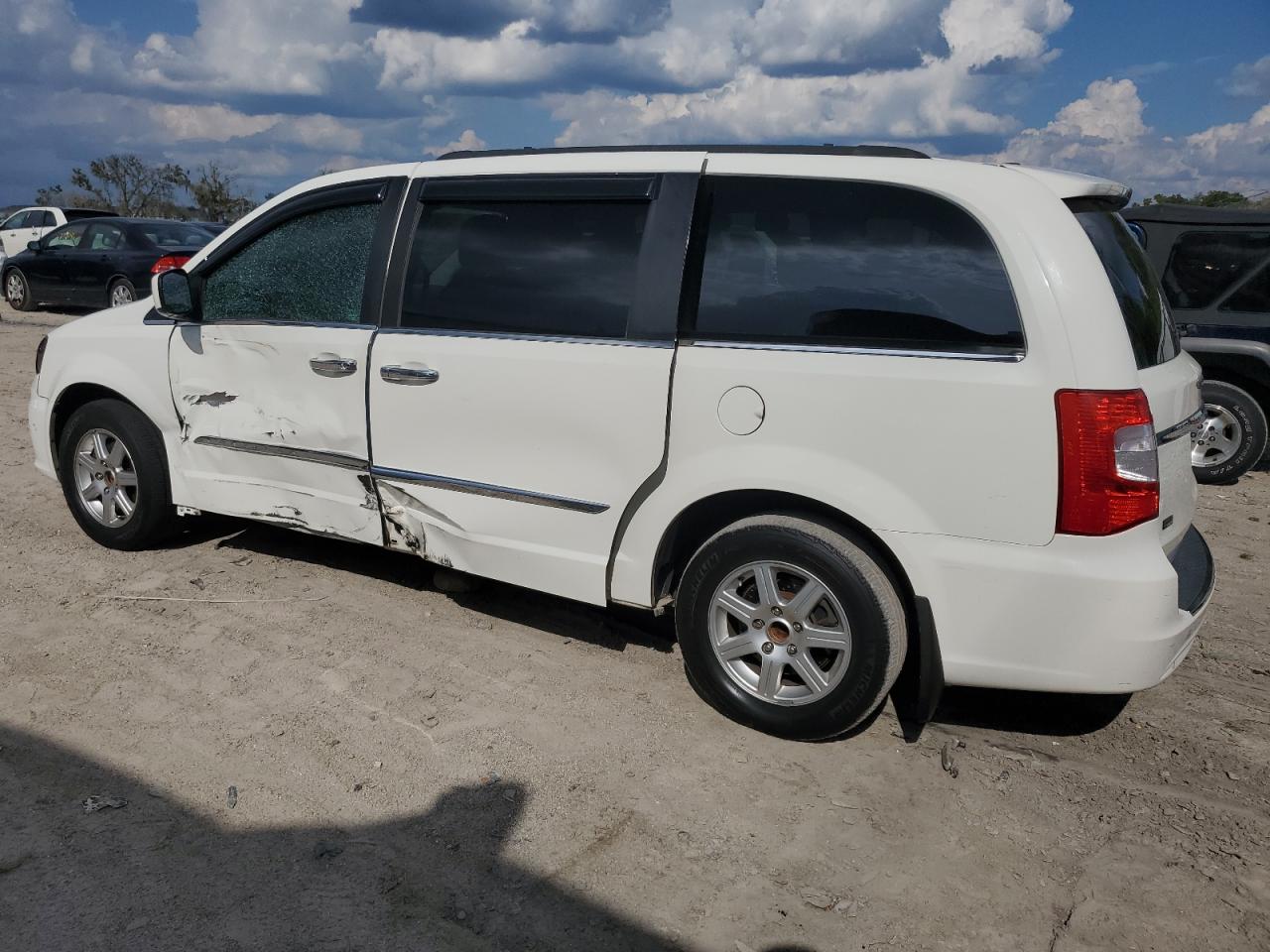 2012 Chrysler Town & Country VIN 2C4RC1BG9CR116578 Copart auction photo, side damage thumbnail 2