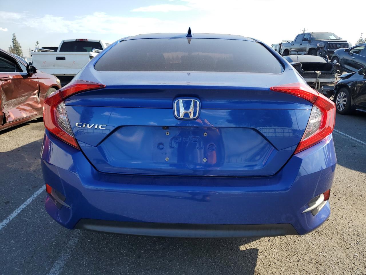 2018 Honda Civic VIN 2HGFC2F73JH549207 Copart auction photo, front end damage thumbnail 6
