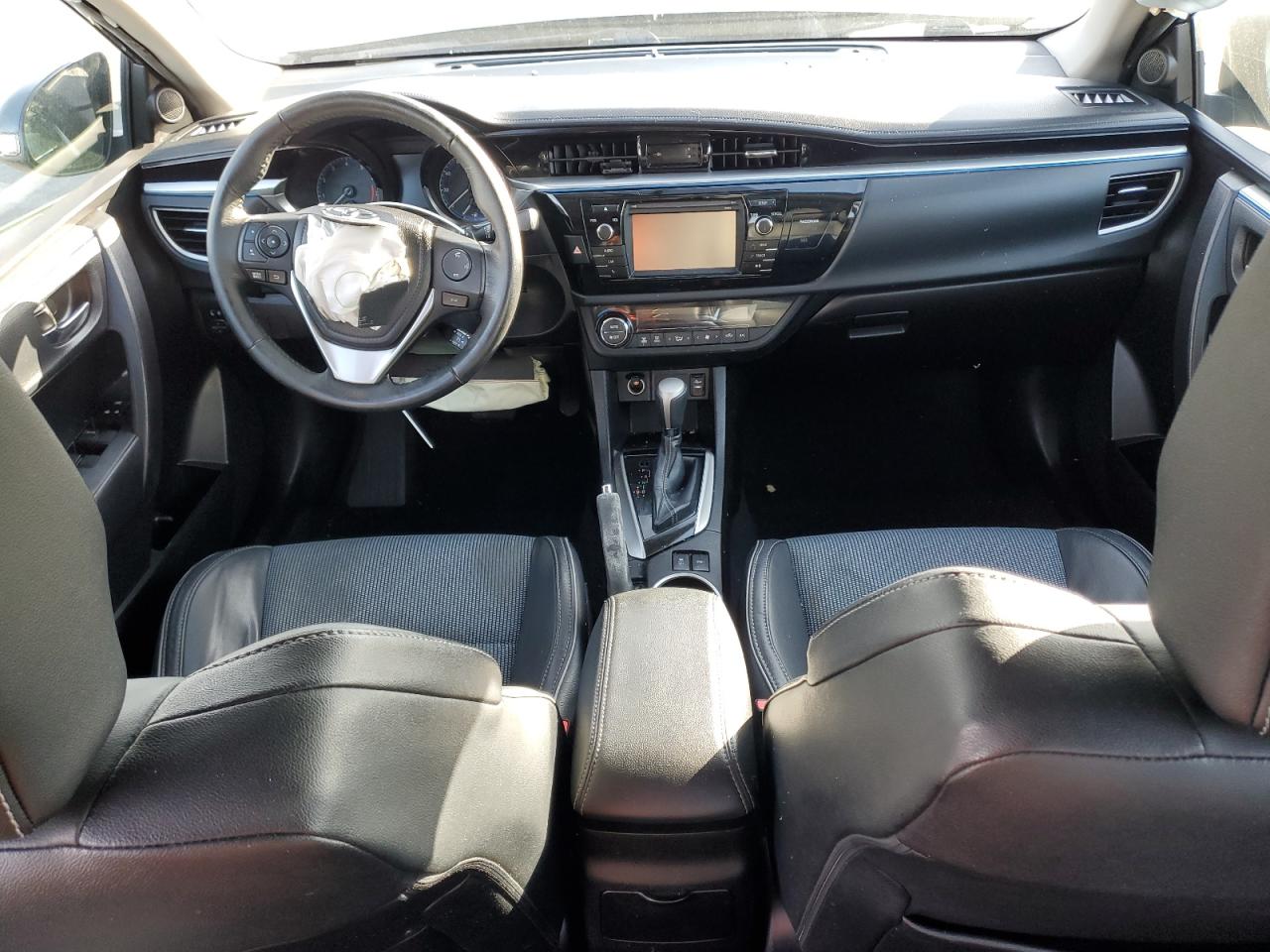 2015 Toyota Corolla VIN 5YFBURHE6FP347381 Copart auction photo, front end damage thumbnail 8