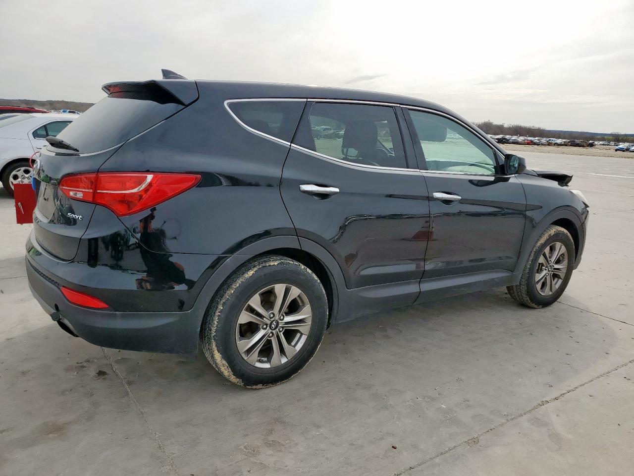 2016 Hyundai Santa Fe VIN 5XYZT3LB5GG359121 Copart auction photo, front end damage thumbnail 3