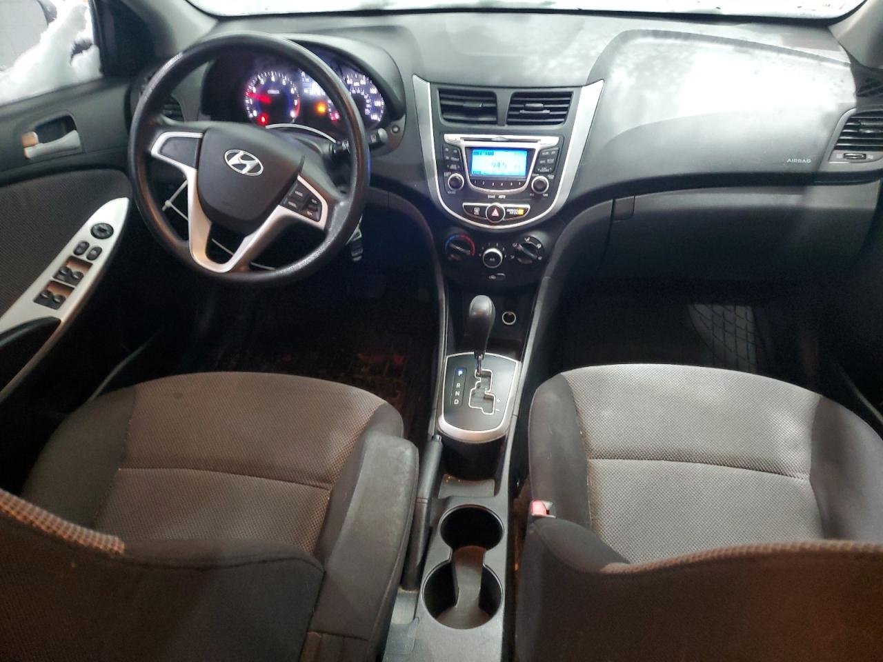 2013 Hyundai Accent VIN KMHCT5AE5DU072768 Copart auction photo, front end / minor dent/scratches damage thumbnail 8