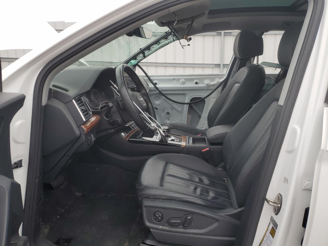 2021 Audi Q5 VIN WA1AAAFY3M2128323 Copart auction photo, side / front end damage thumbnail 7