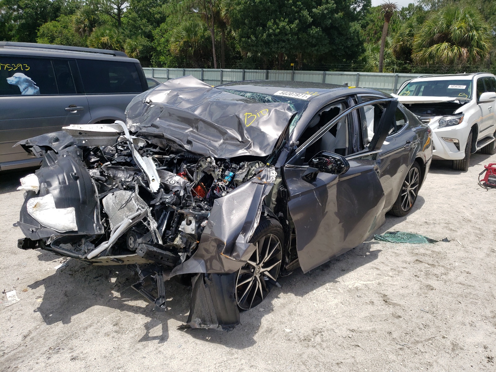 2021 Toyota Camry VIN 4T1G11AK1MU515276 Copart auction photo, front end / side damage thumbnail 2