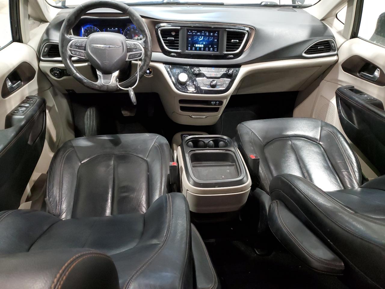 2019 Chrysler Pacifica VIN 2C4RC1BG9KR626427 Copart auction photo, all over damage thumbnail 8