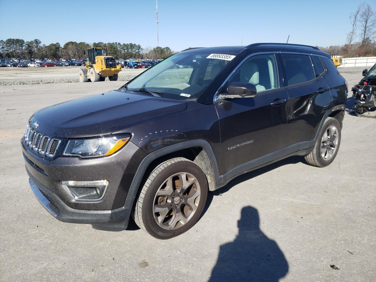 2018 Jeep Compass VIN 3C4NJDCB8JT175611