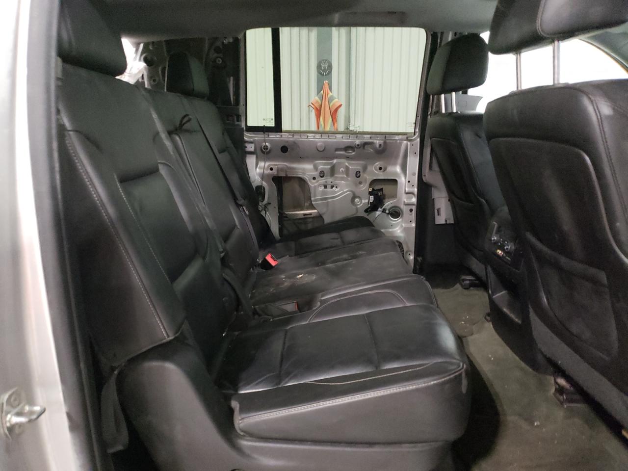 2015 Chevrolet Suburban VIN 1GNSKJKC9FR534335 Copart auction photo, rear end damage thumbnail 11