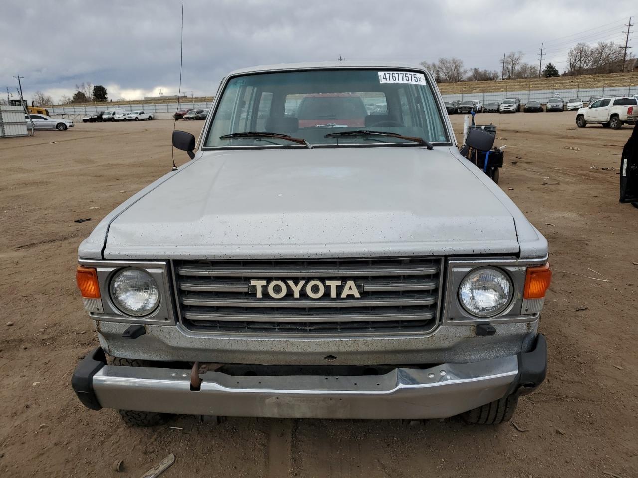 1987 Toyota Land Cruiser VIN JT3FJ60G5H1138179 Copart auction photo, front end / rear end damage thumbnail 5