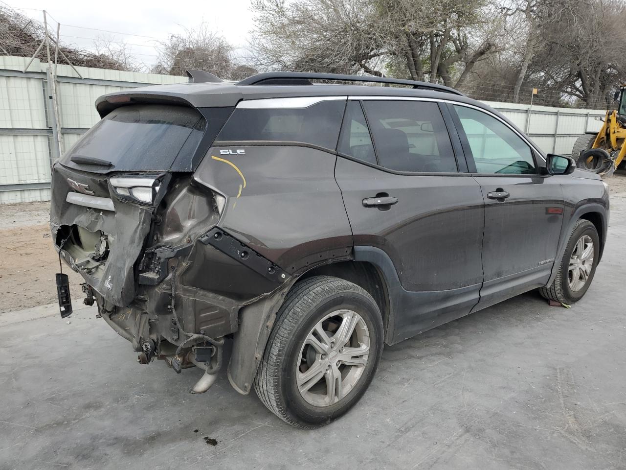 2019 GMC Terrain VIN 3GKALMEV3KL169575 Copart auction photo, rear end / minor dent/scratches damage thumbnail 3