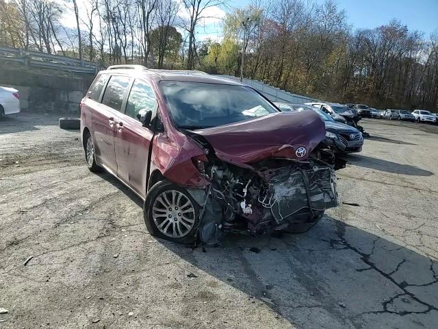 2017 Toyota Sienna VIN 5TDYZ3DC2HS824623 Copart auction photo, front end damage thumbnail 13