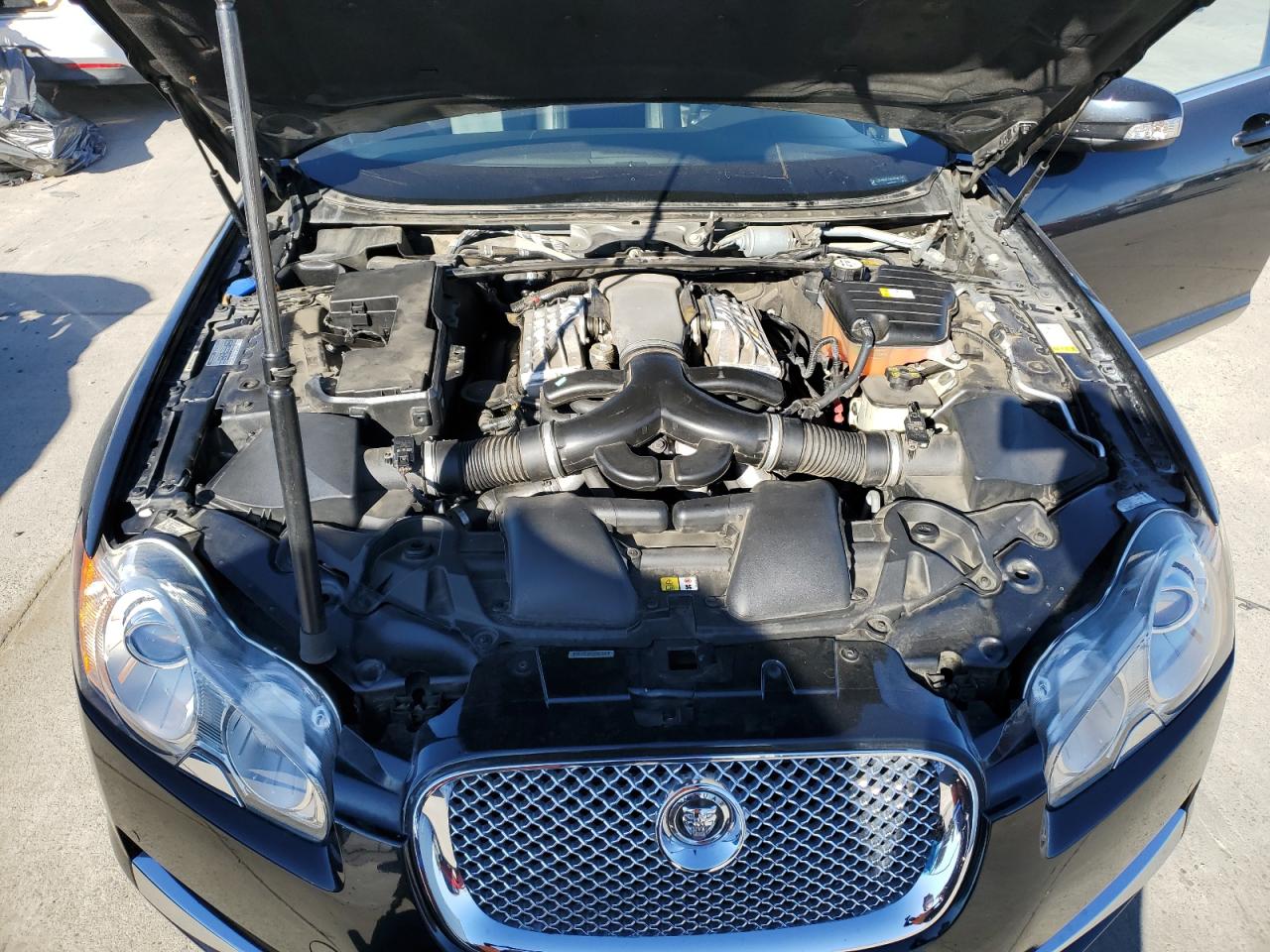 2009 Jaguar XF VIN SAJWA07C691R20716 Copart auction photo, minor dent/scratches damage thumbnail 11