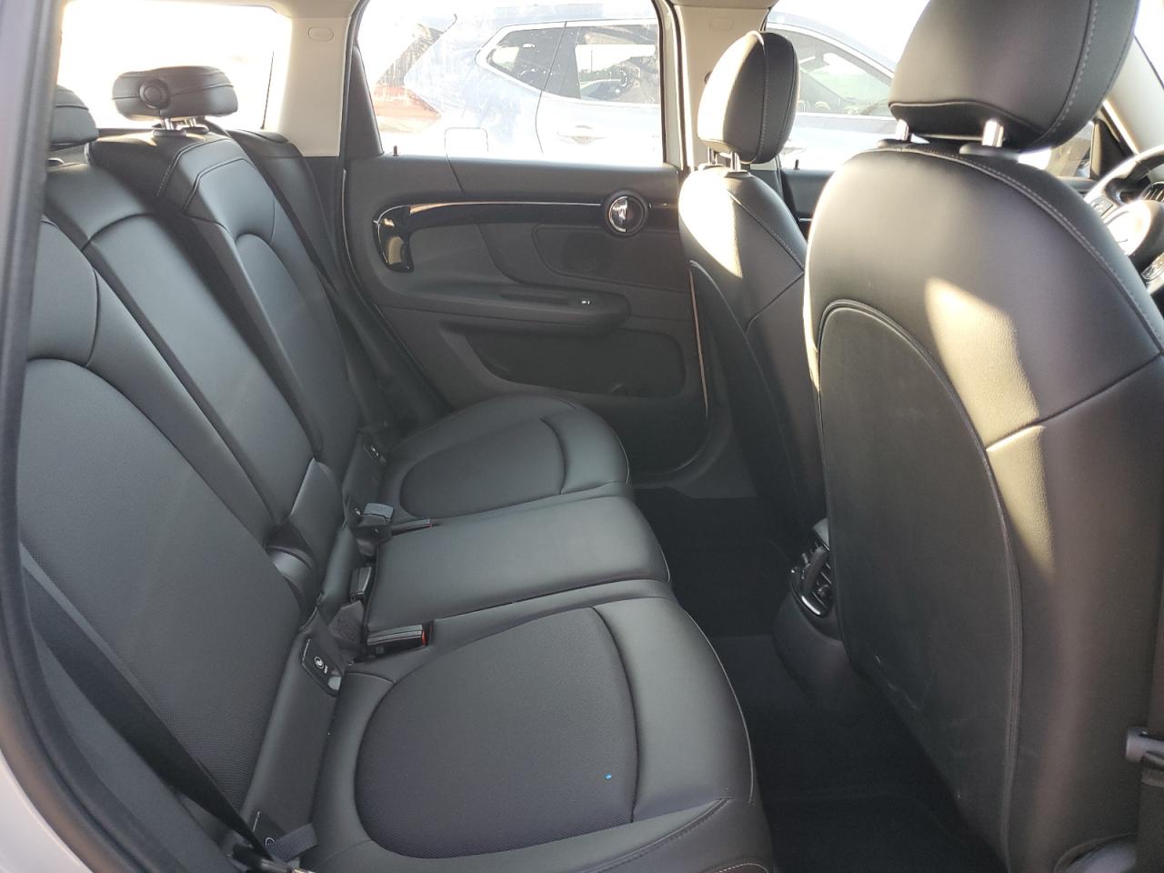 2022 MINI Cooper VIN WMZ43BR00N3N70142 Copart auction photo, mechanical / minor dent/scratches damage thumbnail 10