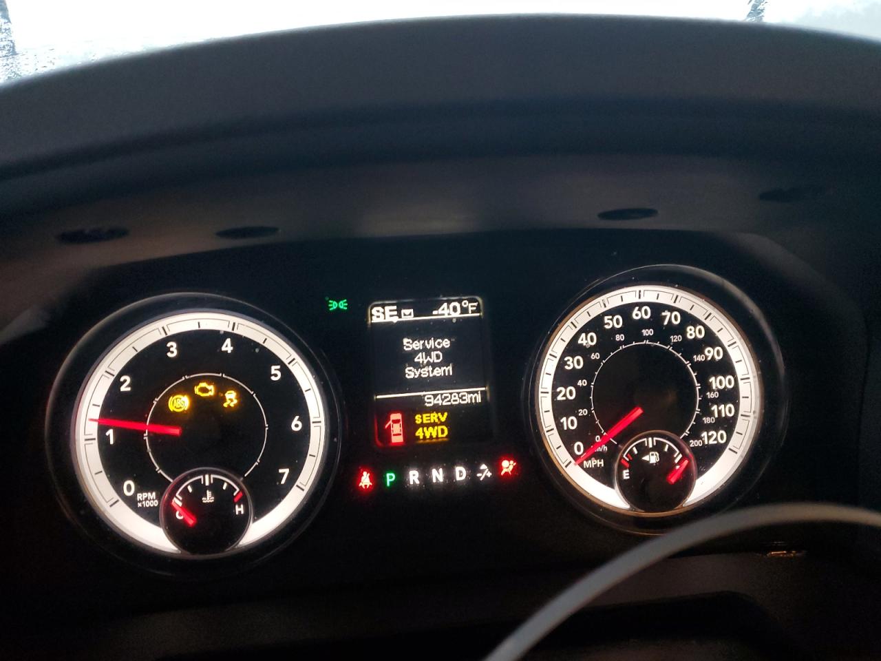 2015 RAM 1500 VIN 1C6RR7KT0FS683819 Copart auction photo, front end / side damage thumbnail 9