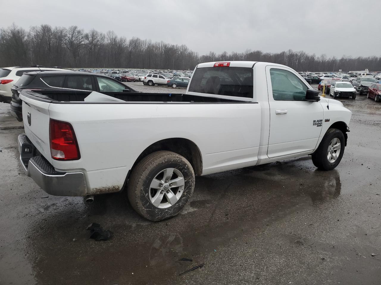 2021 RAM 1500 VIN 3C6JR7ET5MG563429 Copart auction photo, front end damage thumbnail 3