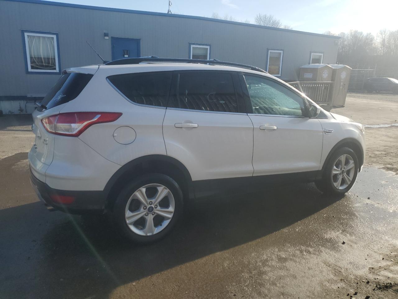 2016 Ford Escape VIN 1FMCU9GX8GUB78374 Copart auction photo, front end / undercarriage damage thumbnail 3