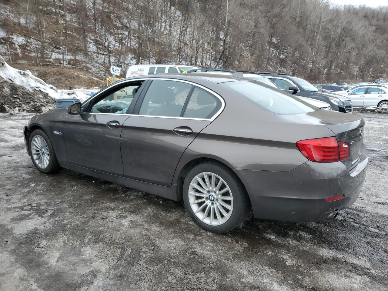2013 BMW 5er VIN WBAFU7C53DDU73577 Copart auction photo, front end damage thumbnail 2