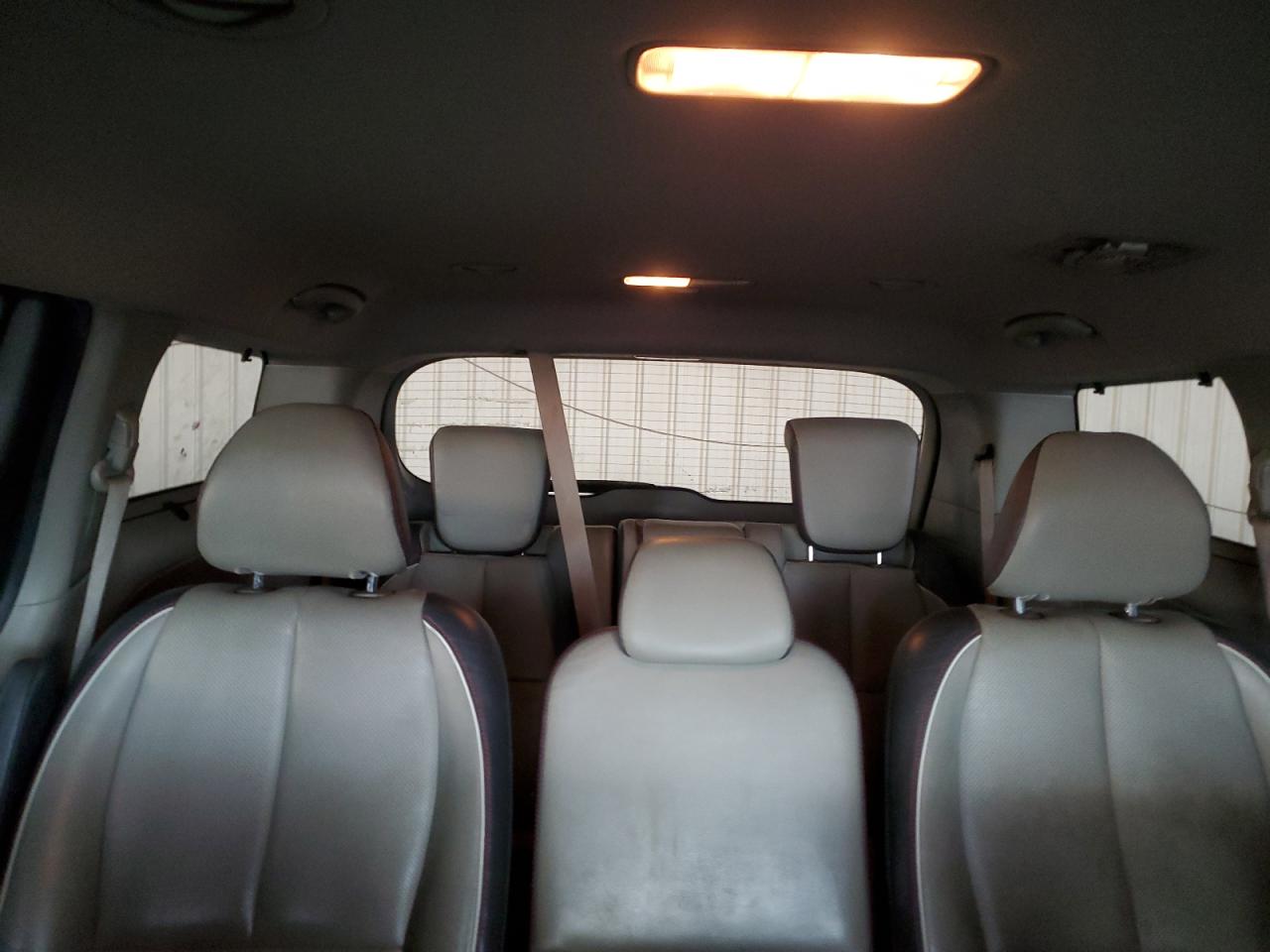 2016 KIA Sedona VIN KNDMC5C18G6110831 Copart auction photo, front end / side damage thumbnail 10