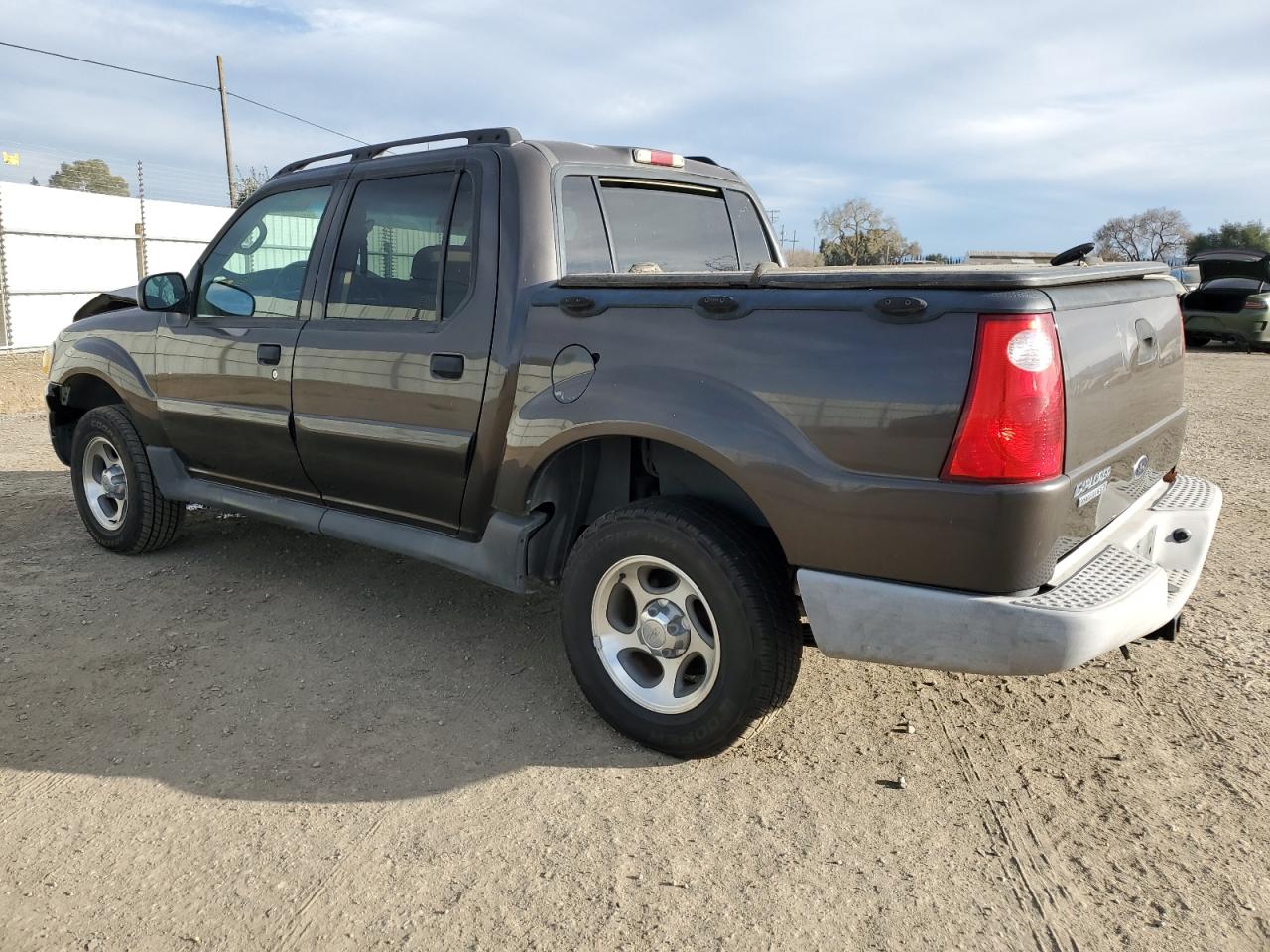 2005 Ford Explorer VIN 1FMZU67K35UA00382 Copart auction photo, front end / side damage thumbnail 2