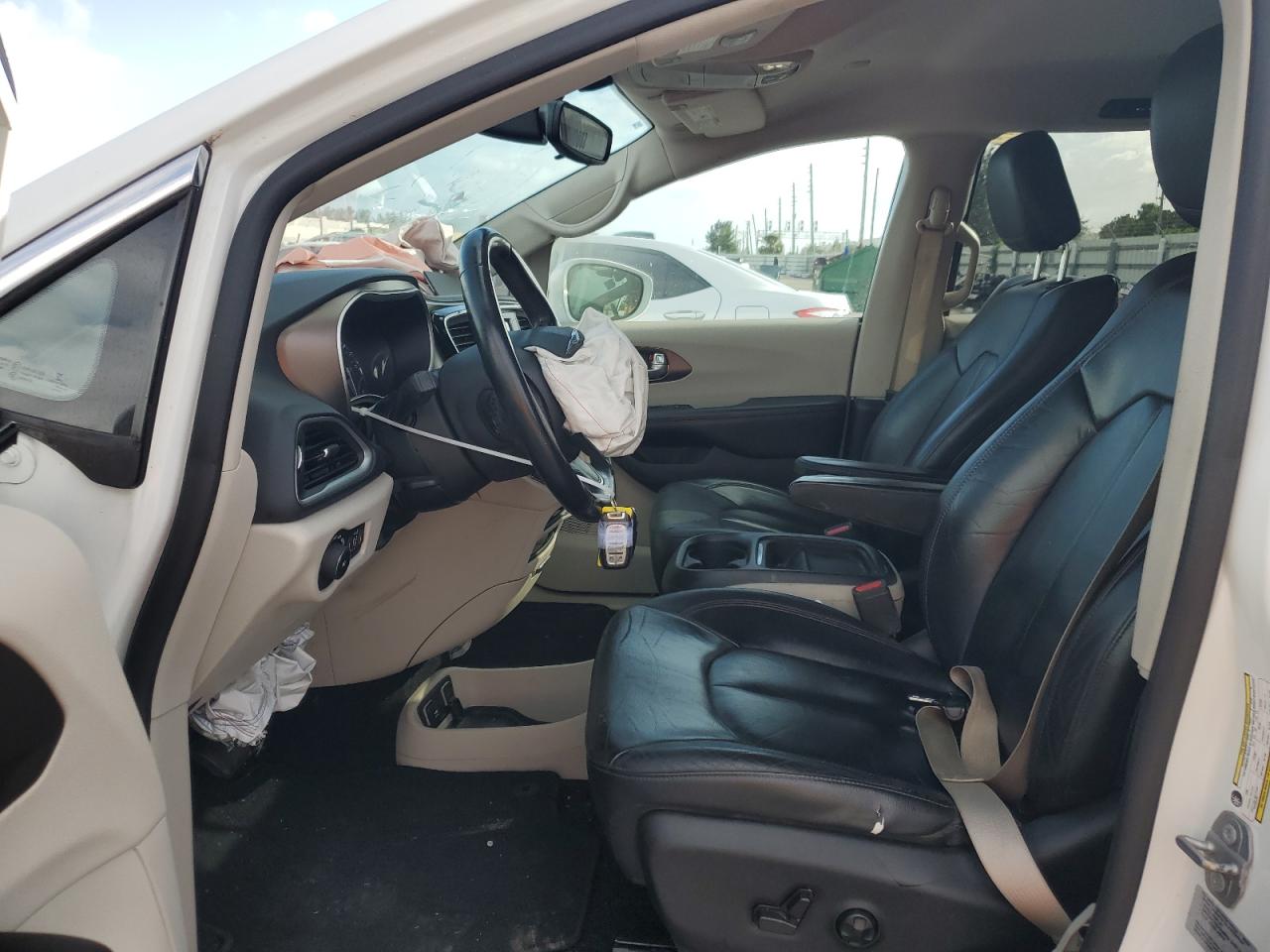 2017 Chrysler Pacifica VIN 2C4RC1BG4HR620771 Copart auction photo, front end damage thumbnail 7