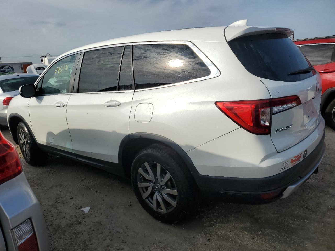 2020 Honda Pilot VIN 5FNYF6H57LB053031 Copart auction photo, water/flood damage thumbnail 2
