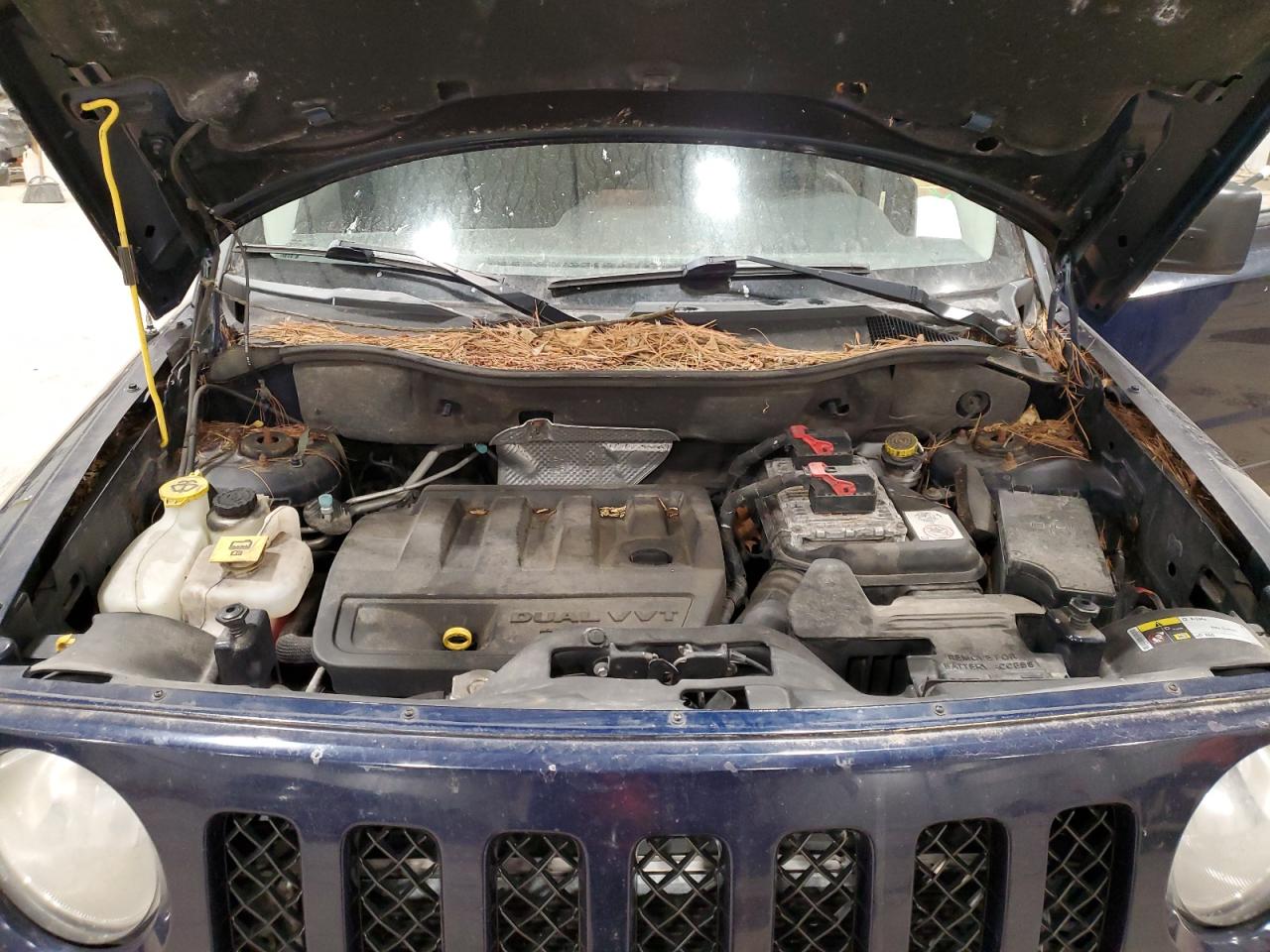 2014 Jeep Liberty (Patriot) VIN 1C4NJRBB7ED500999 Copart auction photo, undercarriage damage thumbnail 11