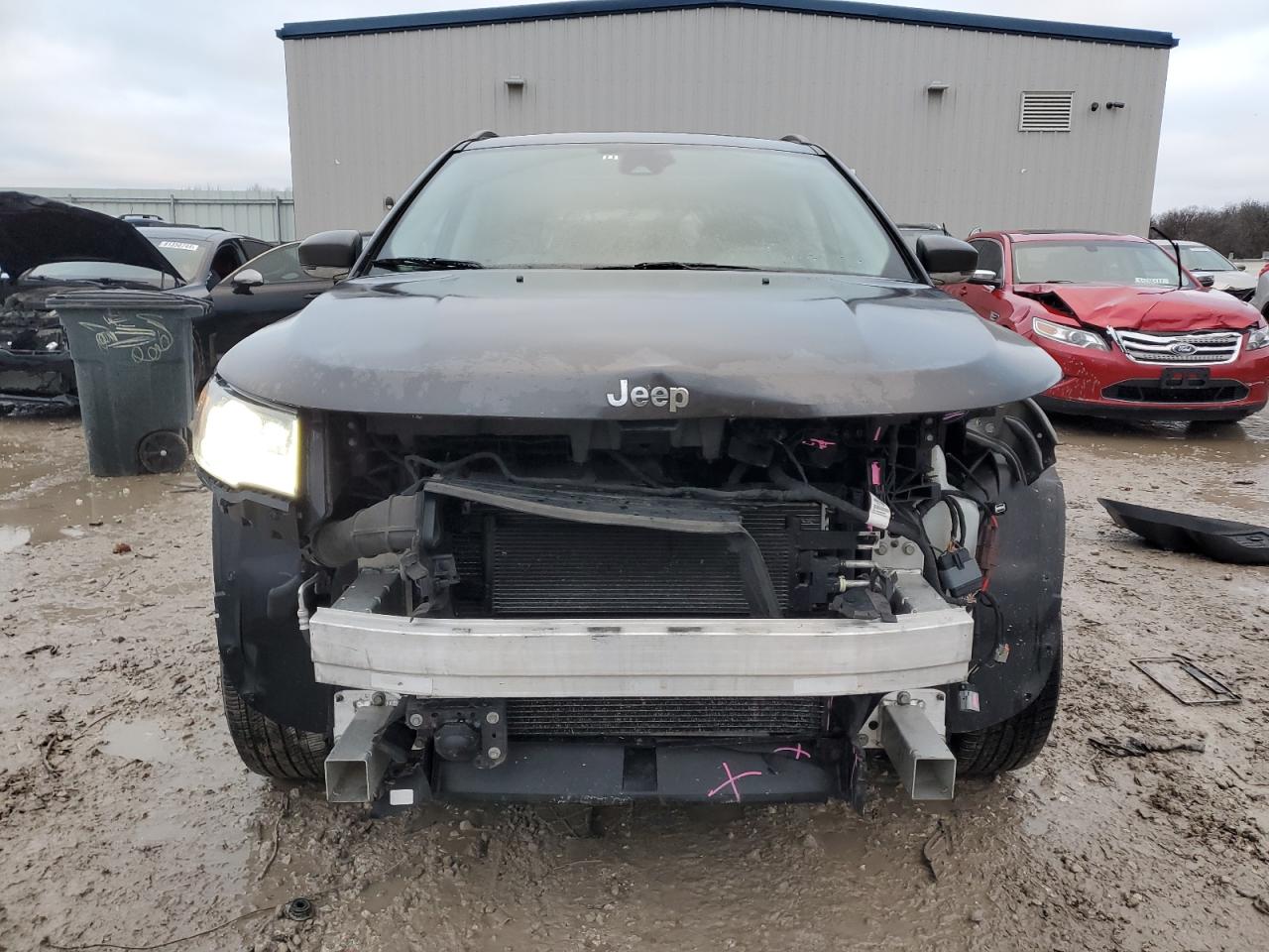 2018 Jeep Compass VIN 3C4NJDCB2JT281066 Copart auction photo, front end damage thumbnail 5