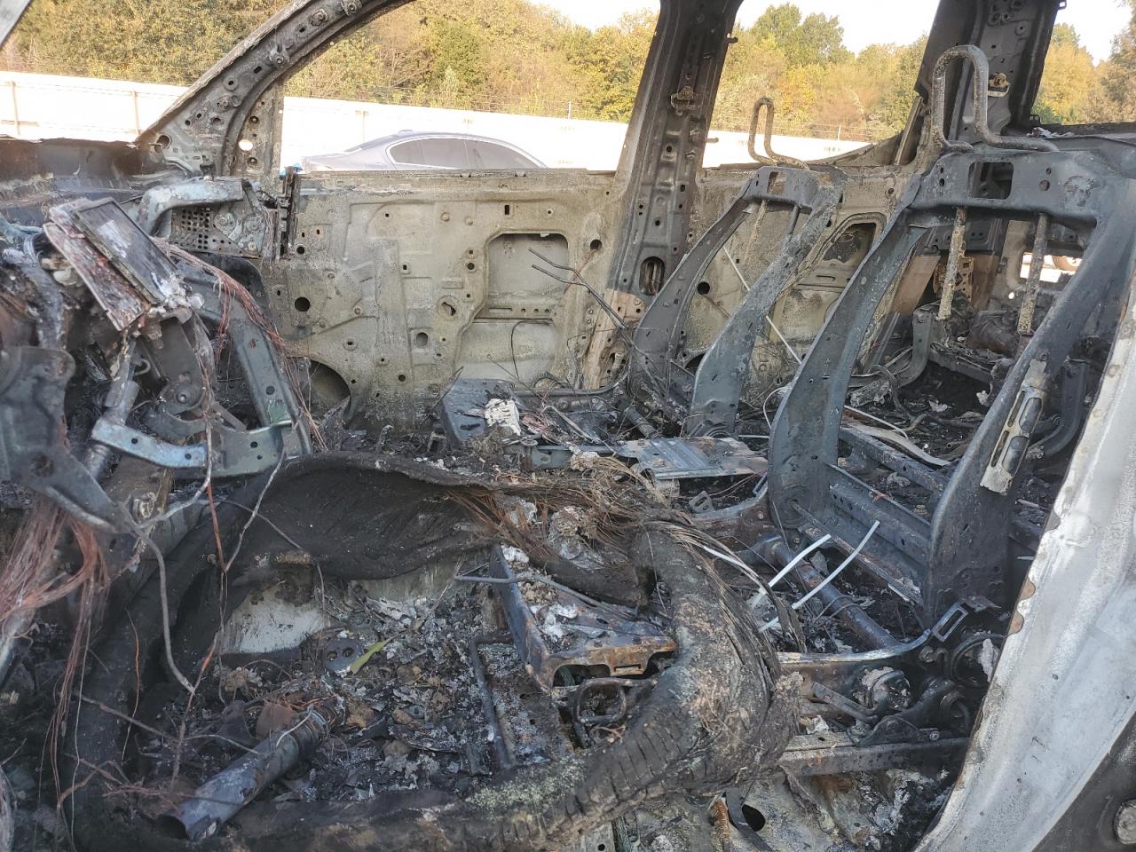 2024 Toyota Tacoma VIN 3TYLD5KN0RT002806 Copart auction photo, burn damage thumbnail 7