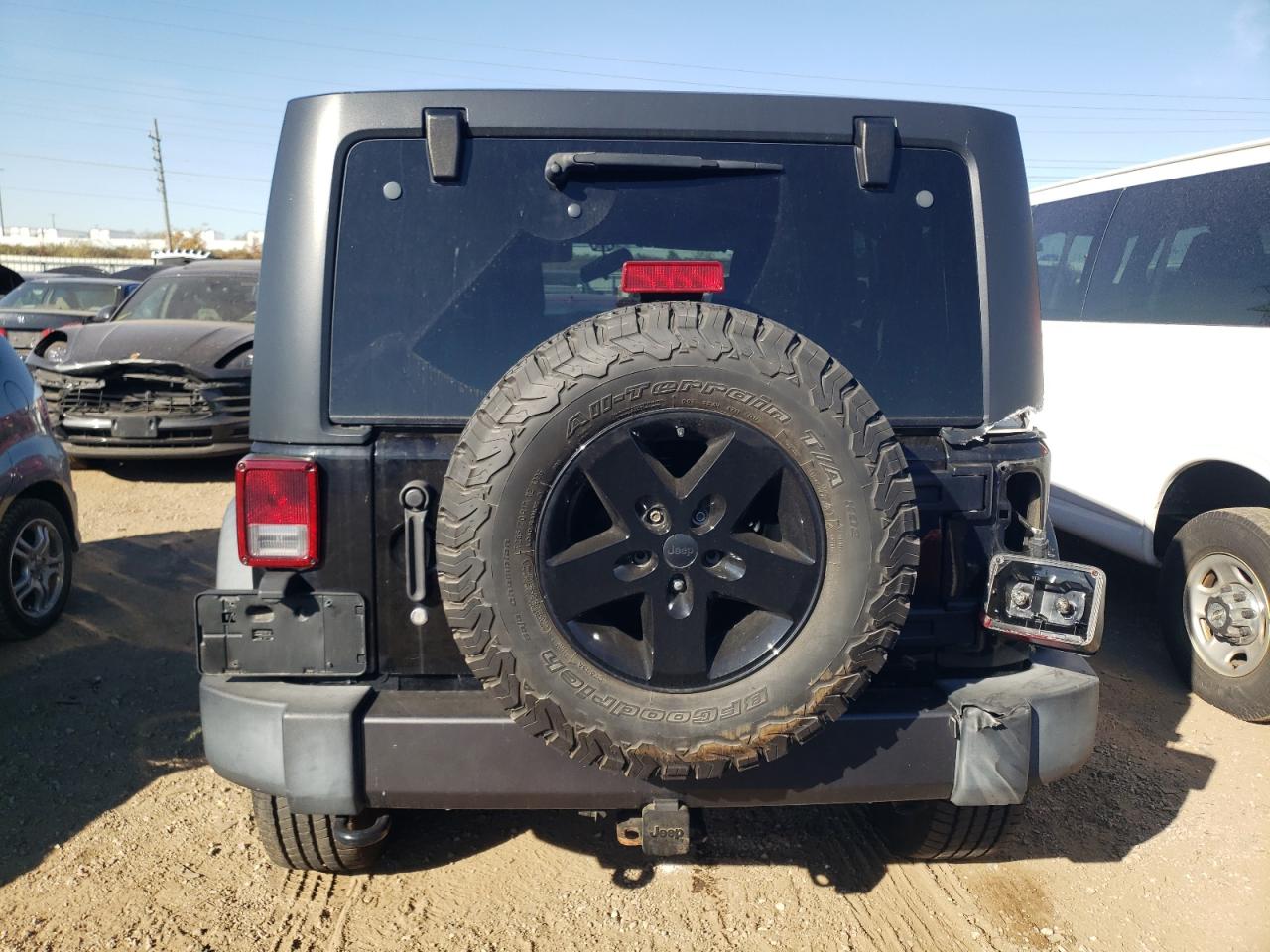 2017 Jeep Wrangler VIN 1C4HJWDG7HL644308 Copart auction photo, side / front end damage thumbnail 6