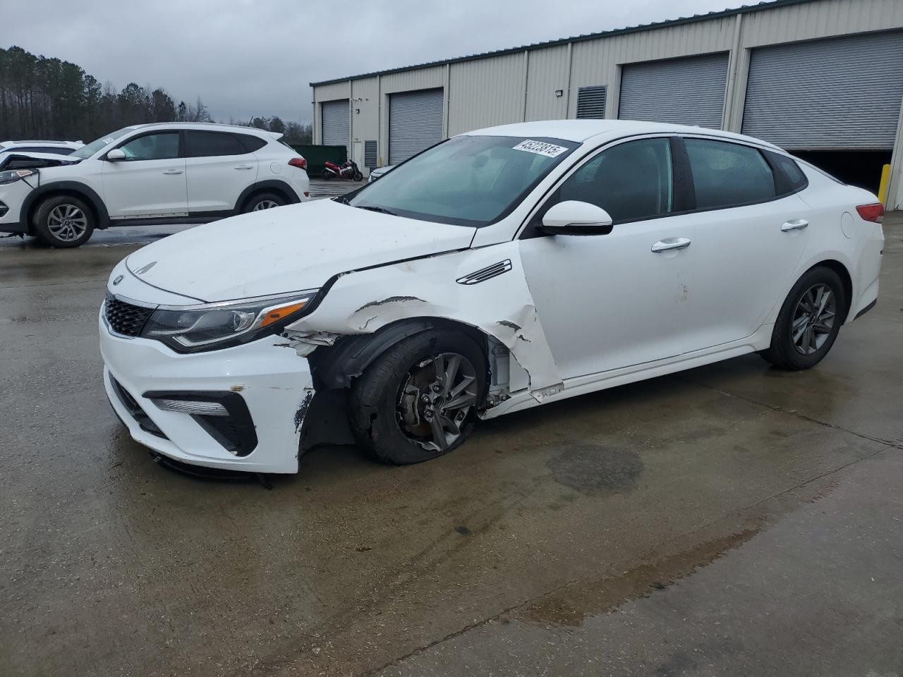 2019 KIA Optima VIN 5XXGT4L3XKG335853
