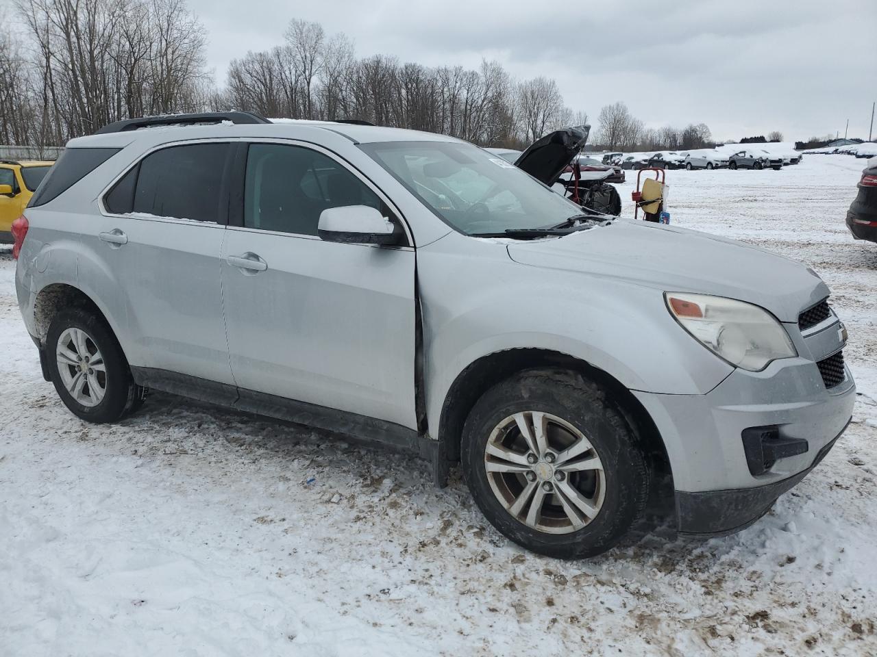 2013 Chevrolet Equinox VIN 1GNALDEK2DZ133235 Copart auction photo, side / front end damage thumbnail 4