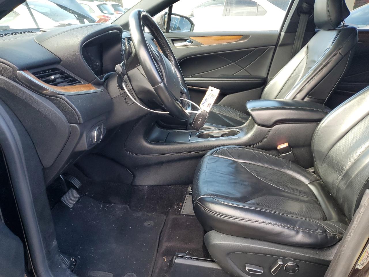 2019 Lincoln MKC VIN 5LMCJ2D96KUL01360 Copart auction photo, side damage thumbnail 7