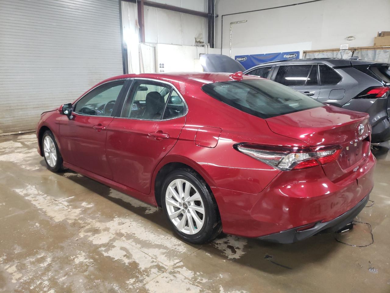 2022 Toyota Camry VIN 4T1C11AK5NU684670 Copart auction photo, front end damage thumbnail 2